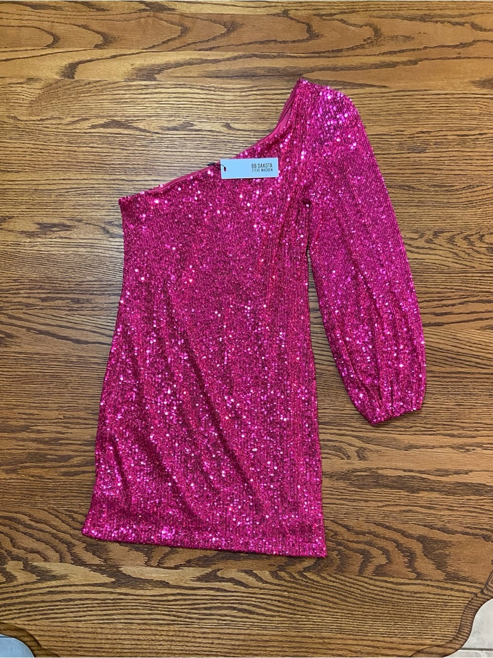 NWT BB DAKOTA Steve Madden Women’s Hot Pink Sequin Mini Dress Sz S One Shoulder